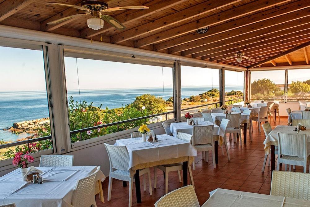 Porto Skala Village Hotel Ngoại thất bức ảnh