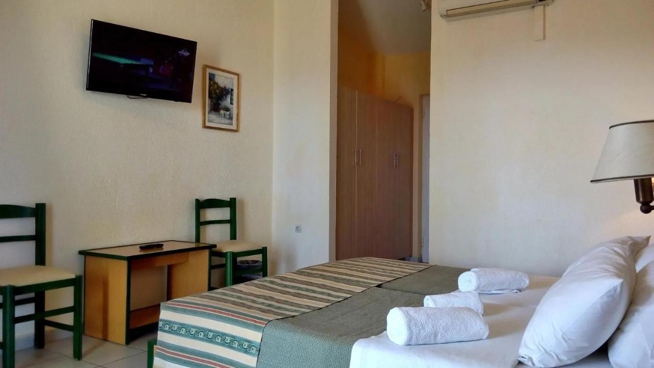 Porto Skala Village Hotel Ngoại thất bức ảnh