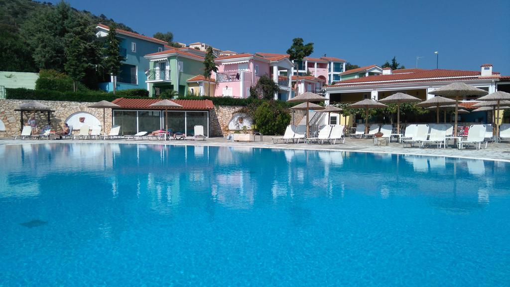 Porto Skala Village Hotel Ngoại thất bức ảnh